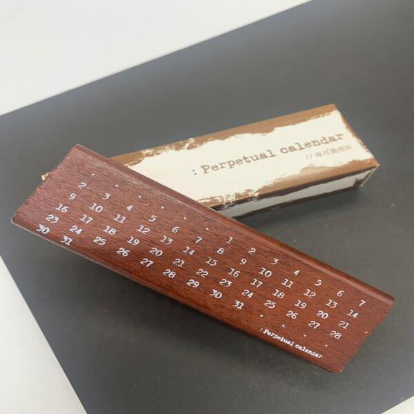 Picture of Perpetual calendar wooden stamps