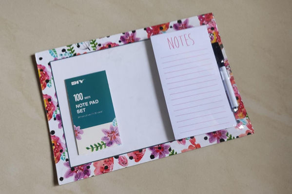 Picture of Notepad and planner set.