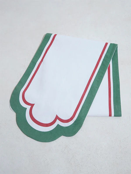 Picture of Multicolor Scallop Design Table Runner