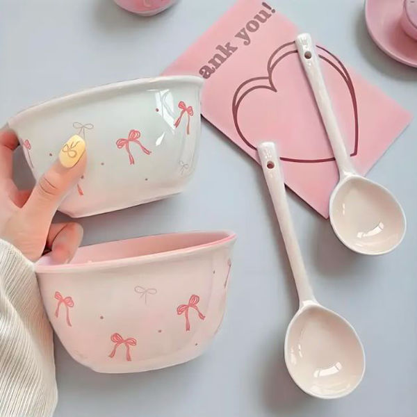 Picture of Bowl and spoon set